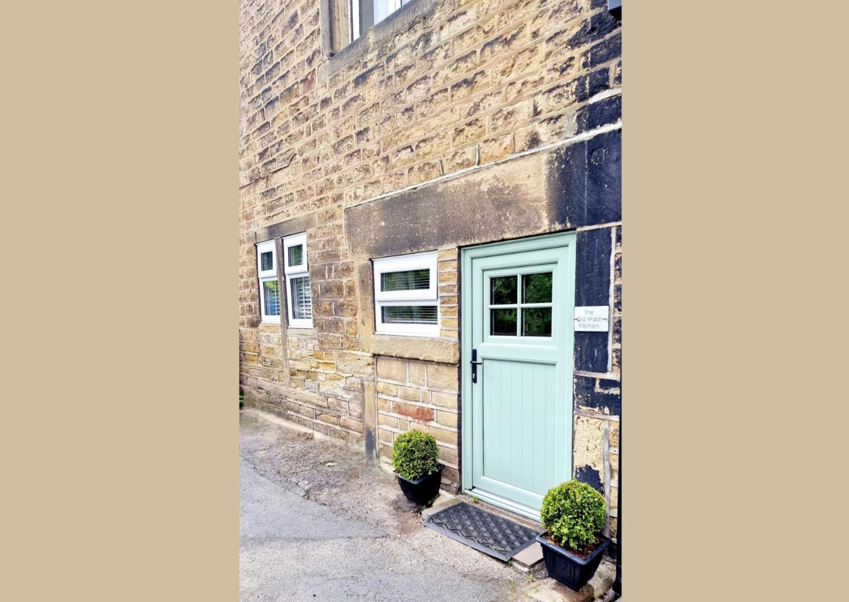 The Old Wash Kitchen - Charming Character Cottage In Holmfirth, Yorkshire 外观 照片
